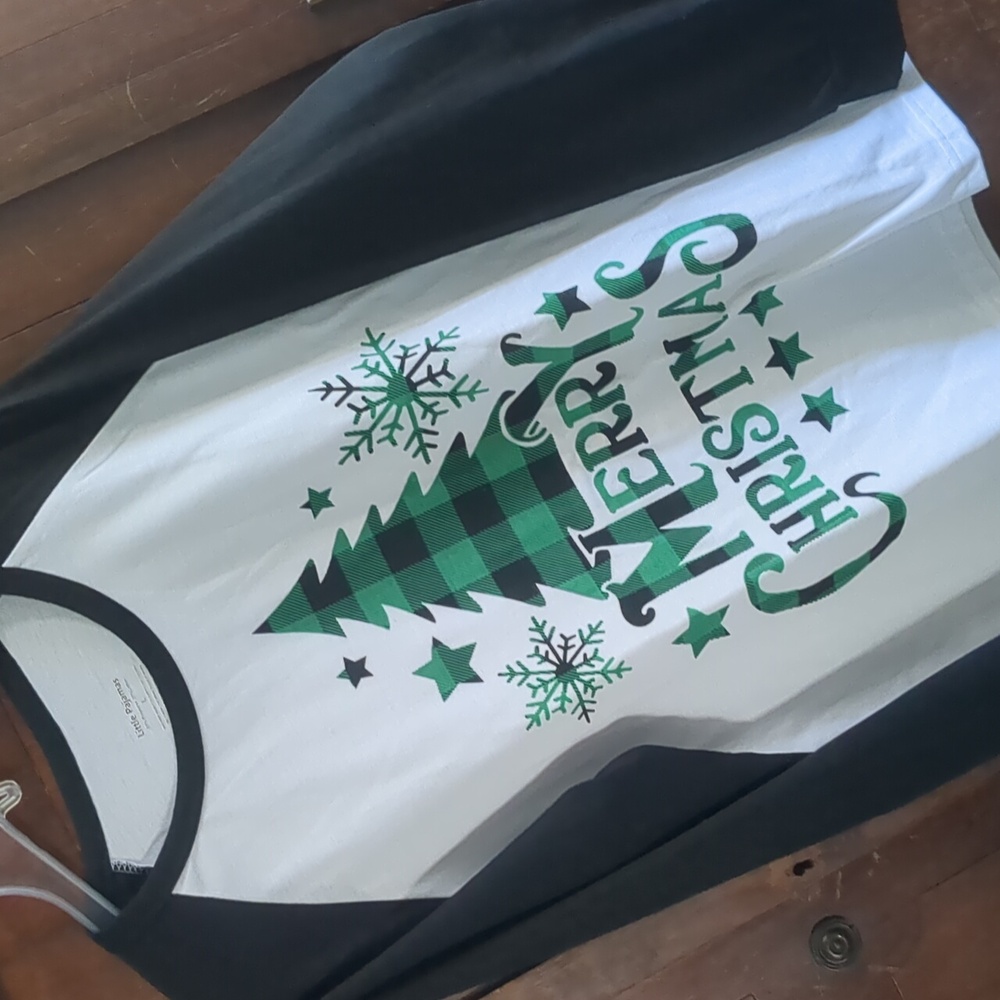 Big Kids Merry Christmas Raglan Shirt Black White L Little Pajamas Lounge Jersey